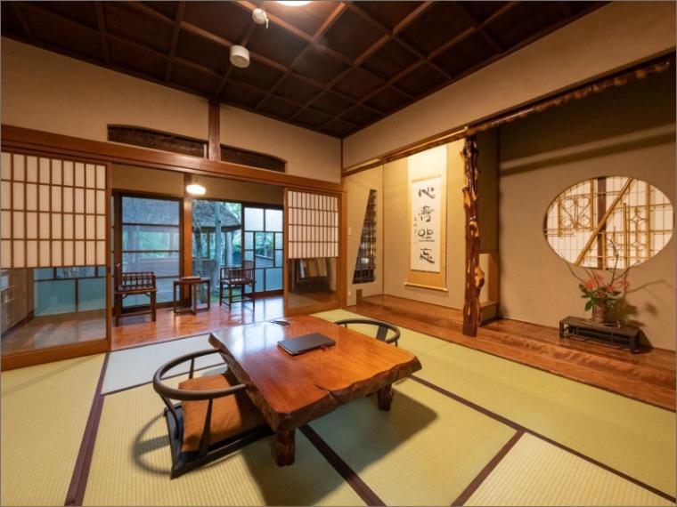 Nihon-No-Ashitaba Hotel ยูฟุอิน ภายนอก รูปภาพ